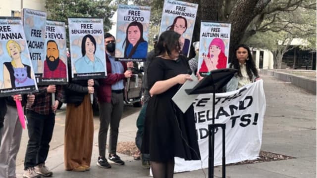 Condenan a ocho miembros de Antifa, por terrorismo tras tiroteo en centro de ICE en Texas