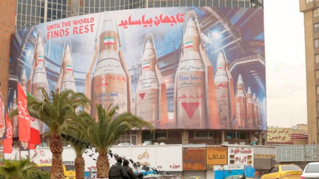 Irán detiene a 500 personas acusadas de facilitar información a los enemigos, según el jefe de policía