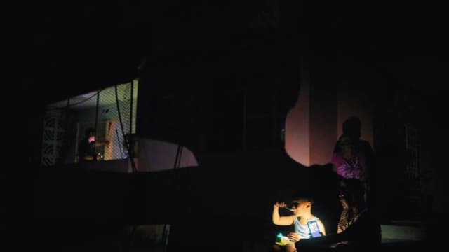 Hasta 62 % de Cuba quedará a oscuras este lunes por la crisis eléctrica