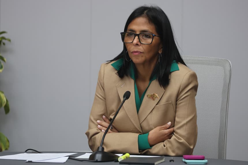 Delcy Rodríguez reestructura la Fuerza Armada tras la captura de Maduro