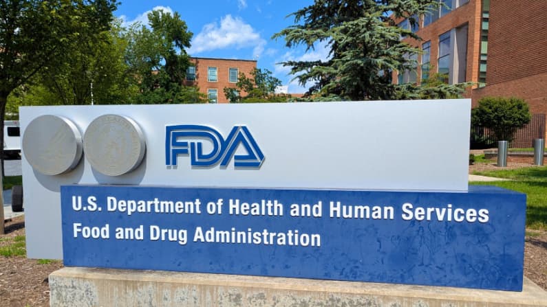 Amgen retira más de 900,000 frascos de medicamentos para el corazón y los riñones: FDA