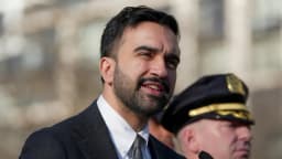 Vivir en Nueva York cuesta $159,000 al año para una familia: Mamdani