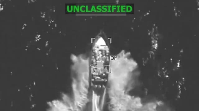 EE. UU. dice que destruyó un barco con drogas en el Pacífico y que hay tres sobrevivientes