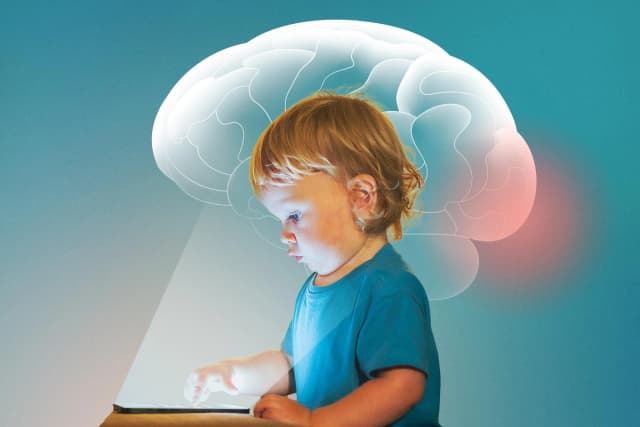 El tiempo que pasa un bebe frente a la pantalla se relaciona con la maduraciñón cerebral. (Ilustración de The Epoch Times, Shutterstock
).