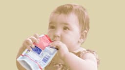 Revelan que el 71 % de los alimentos para bebés son ultraprocesados, estudio