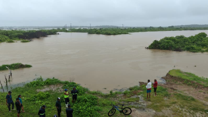 Quince fallecidos y más de 72,000 afectados por lluvias en lo que va del año en Ecuador