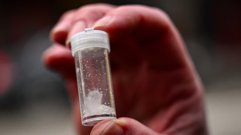 Cinco mexicanos comparecen en el Reino Unido acusados de producir metanfetamina