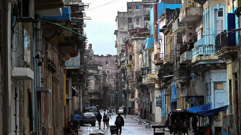 Nueva Ley de “Inversiones” de Cuba: la piñata castrista