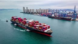 Irán rechaza mediación China para garantizar paso de buques de carga