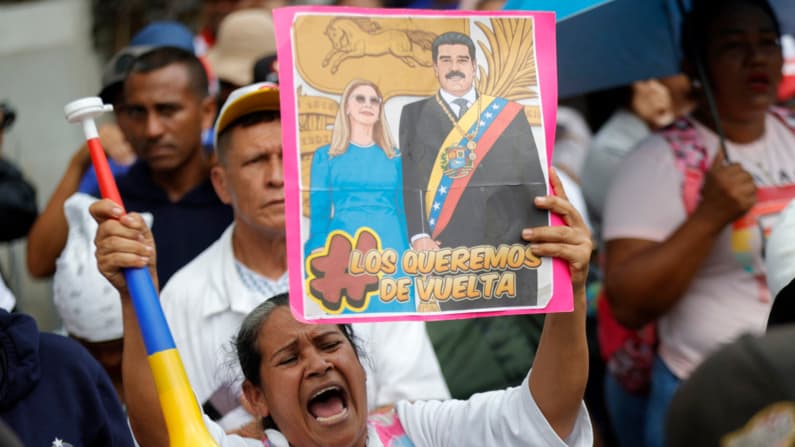 "No veo por qué no pueda usarse fondos de Venezuela", dice Sheinbaum sobre defensa legal de Maduro