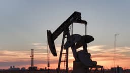 Altos precios del petróleo podrían persistir tras reapertura del estrecho de Ormuz, advierte experto