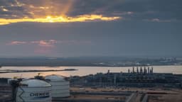 EE. UU. activa su novena planta de GNL para compensar caída por la guerra en Irán