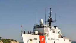 Guardia Costera repatría a 60 inmigrantes tras interceptar embarcación frente a Puerto Rico