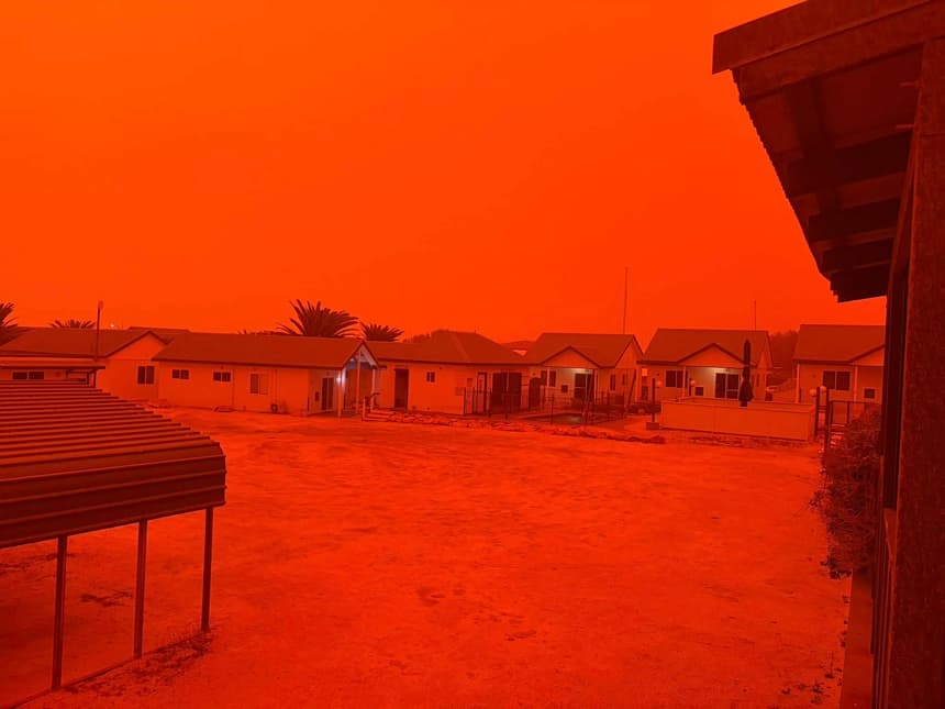 Fenómeno del ciclón pinta de rojo el cielo en Australia occidental