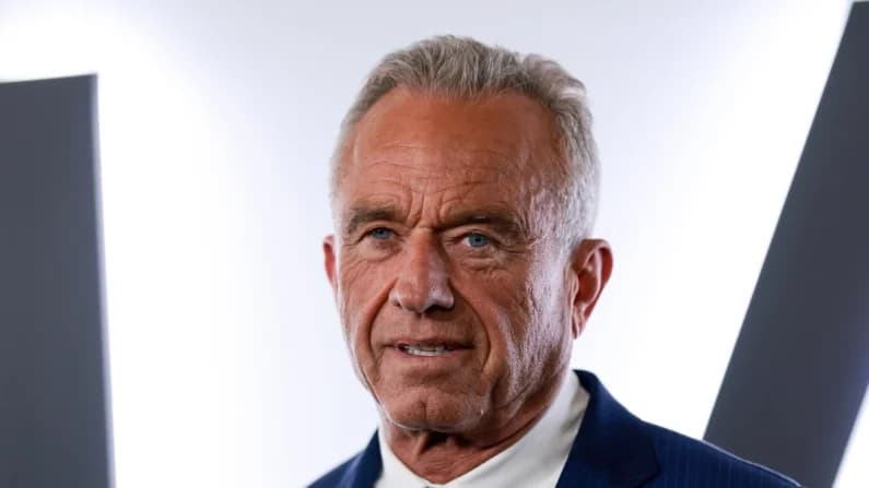 RFK Jr. respalda poner fin al mandato de vacunas contra la gripe en el ejército de EE. UU.