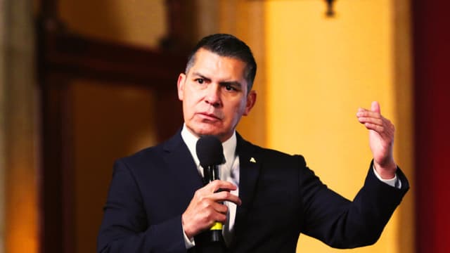 Mexicana amplía rutas y suma vuelos rumbo al Mundial 2026