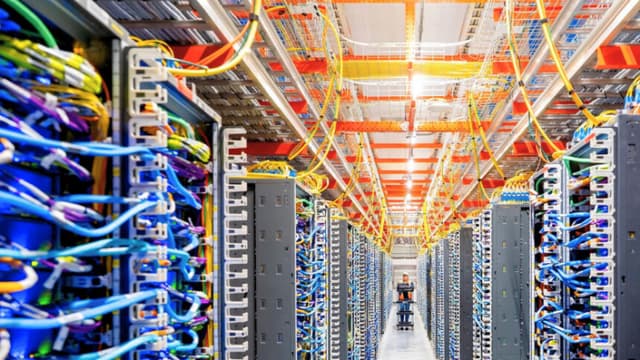 Irán dice que atacará a empresas tecnológicas estadounidenses en Medio Oriente