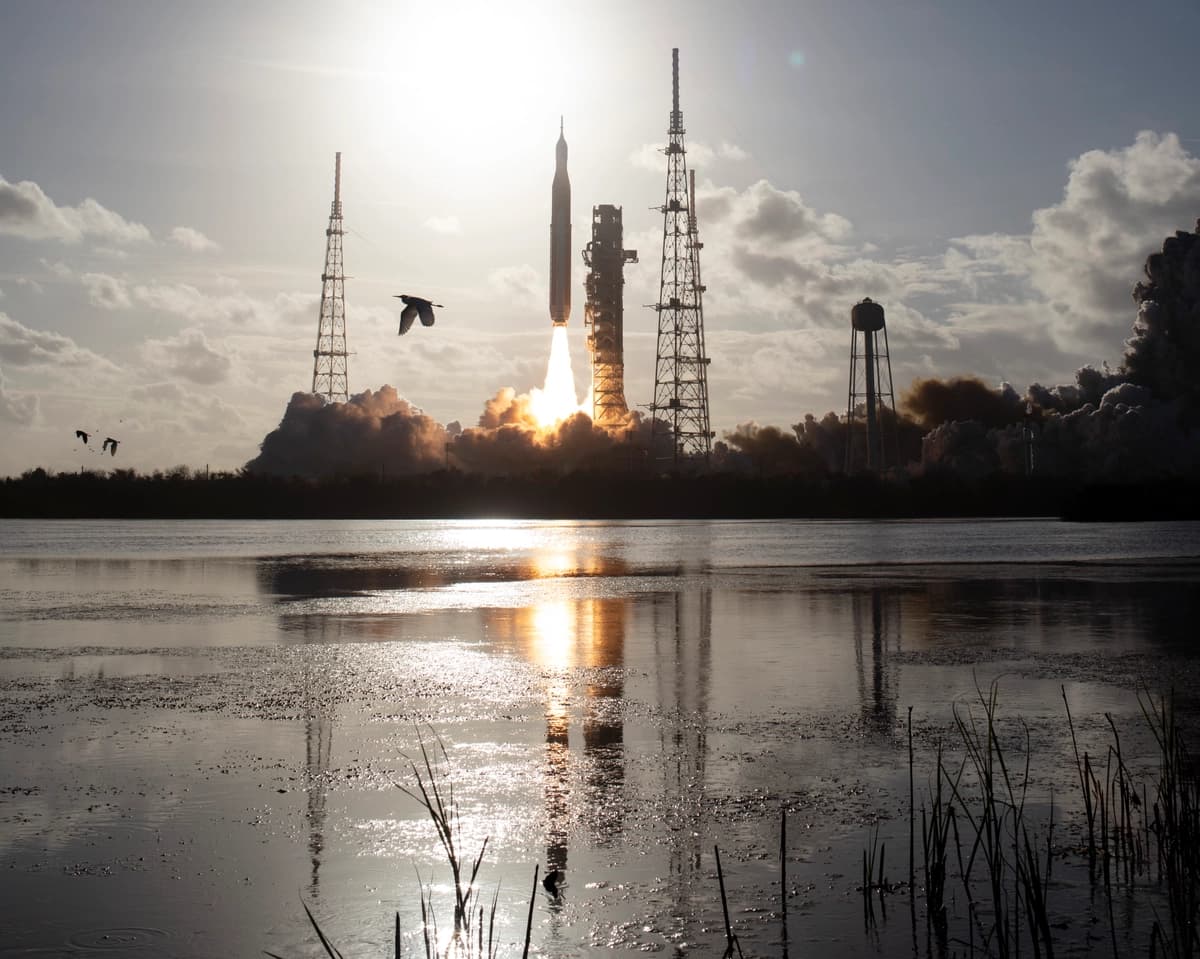 La nave espacial Orión de la NASA, destinada a la misión Artemis II, en el Centro Espacial Kennedy de Cabo Cañaveral, Florida, el 1 de abril de 2026. Joel Kowsky/NASA vía Getty Images