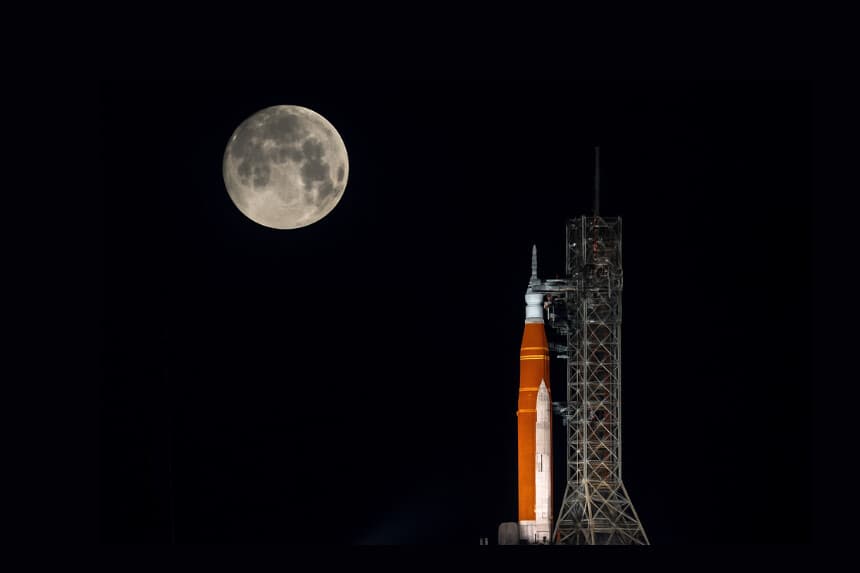 Casa Blanca solicita 900 millones más para alunizaje y base lunar