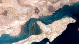 Irán promete mantener un control duradero sobre el Estrecho de Ormuz después de la guerra