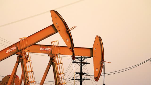 Petróleo cae por debajo de USD 100 el barril ante la esperanza de paz en Medio Oriente