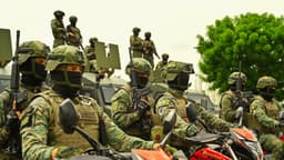 Ejército de Ecuador desmantela red de minería ilegal en la frontera con Colombia