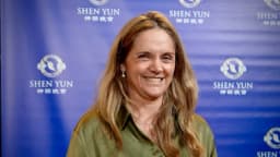 Diputada nacional elogia al director artístico de Shen Yun por "conectarnos a todos con lo que es China”