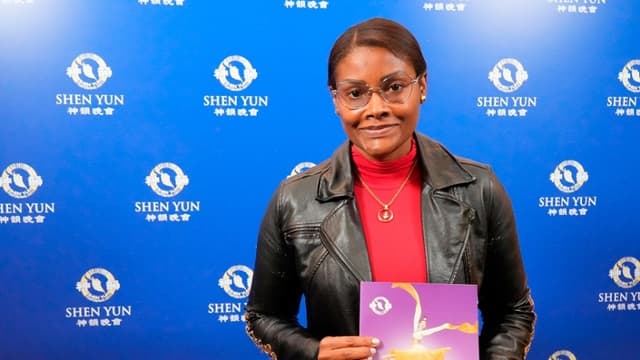 Audiencia dice que los artistas de Shen Yun deben tener "inspiraciones divinas"