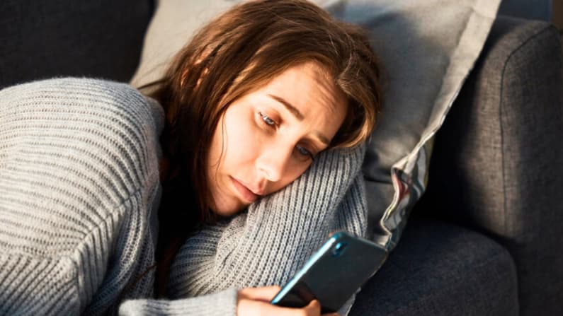 ¿Su celular le está causando tristeza?