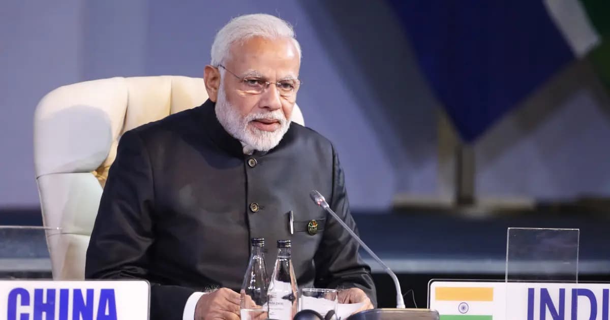 India dice que su relación con China se normaliza en el BRICS