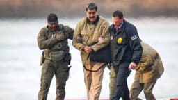 Acusan a soldado de EE. UU. que participó en redada contra Maduro de apostar por su caída