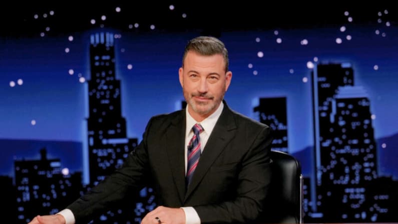 Jimmy Kimmel se pronuncia sobre las peticiones de su despido por una broma sobre la primera dama