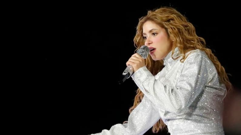 Shakira envía condolencias a familia de técnico fallecido durante montaje de escenario