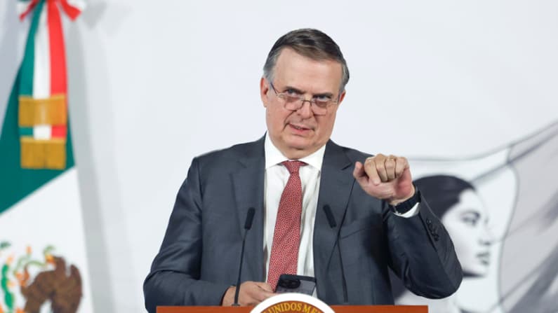 Ebrard afirma que México impulsará la producción local para sustituir importaciones