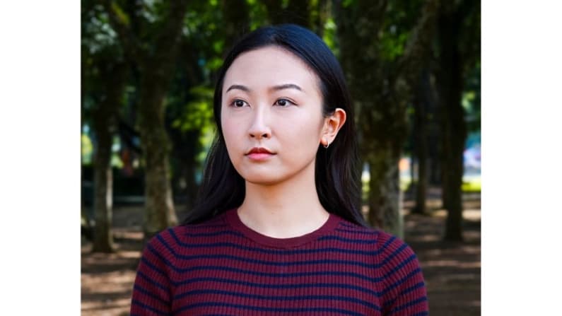Huyó de la persecución en China. Ahora Beijing quiere privarla de su libertad en Occidente