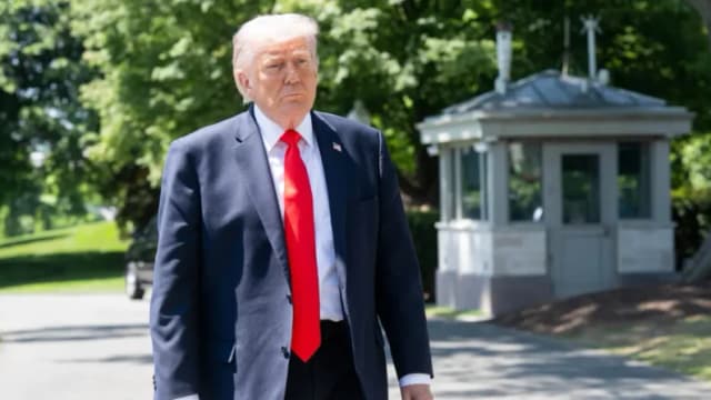 Trump dice que conversaciones avanzan y acuerdo con Irán para finalizar la guerra es "muy posible"