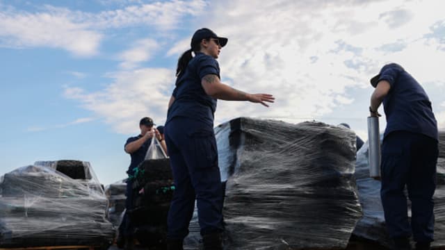 Administración Trump da a conocer nueva estrategia para combatir el narcotráfico y la adicción