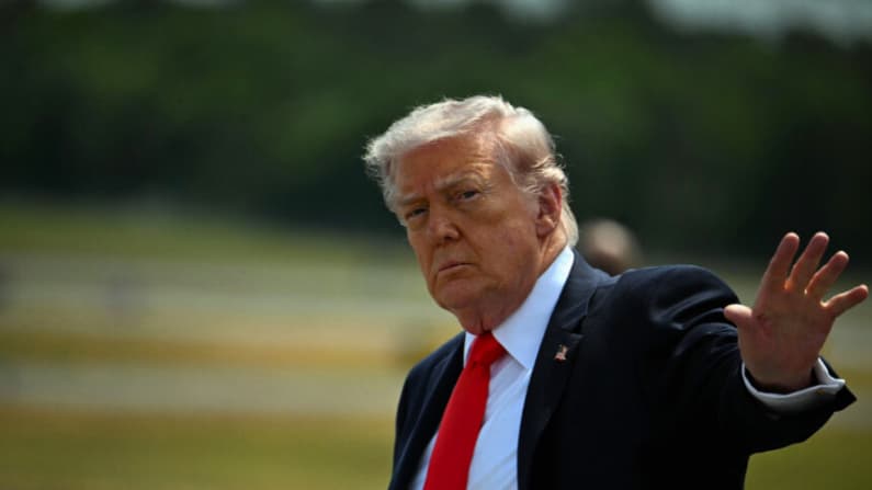 Trump dice que la guerra con Irán podría prolongarse entre dos y tres semanas más