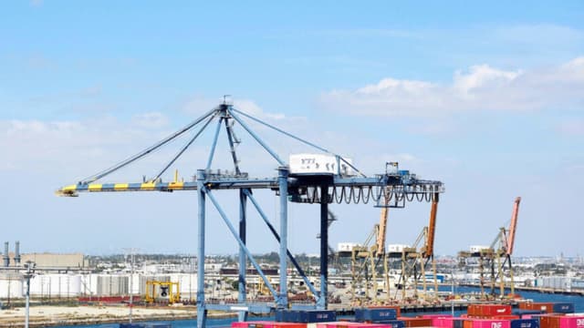 Corte de apelación suspende temporalmente sentencia contra aranceles globales de EE. UU.