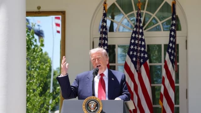 Trump organiza almuerzo para madres de soldados caídos en combate en el renovado Jardín de Rosas
