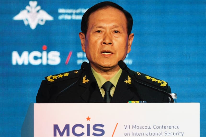 El ministro de Defensa chino, Wei Fenghe, asiste a la VII Conferencia de Moscú sobre Seguridad Internacional (MCIS-2018) en Moscú el 4 de abril de 2018. (ALEXANDER NEMENOV/AFP vía Getty Images)