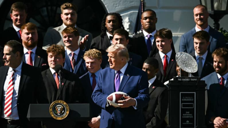 Líderes del sector tecnológico y empresarial acompañarán a Trump en su viaje a China