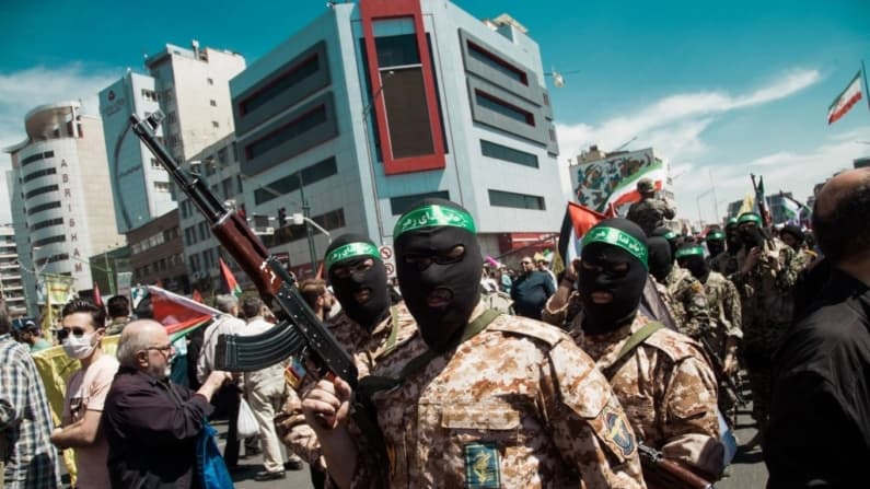 Kuwait acusa a la Guardia Revolucionaria iraní de enviar infiltrados armados a la isla