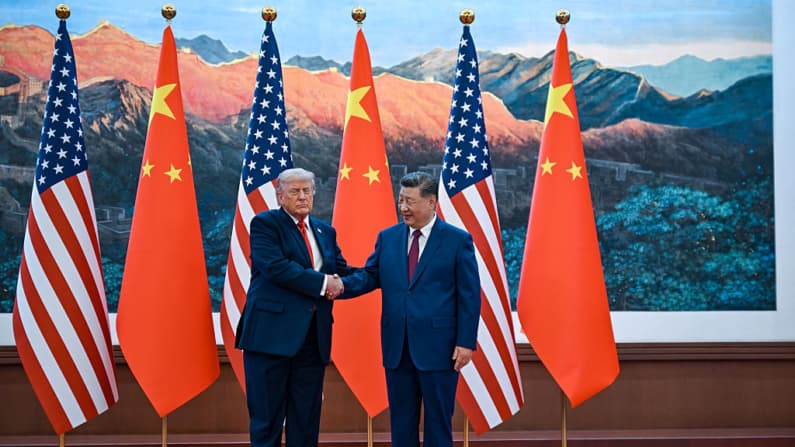 Trump: Xi se comprometió a no suministrar equipo militar a Irán