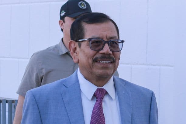 Fotografía de archivo del 16 de septiembre de 2024, donde se observa al exsecretario de Seguridad Pública de Sinaloa, Gerardo Mérida Sánchez, durante un acto protocolario en Culiacán, Sinaloa, México. (EFE/Iván Medina/ARCHIVO)
