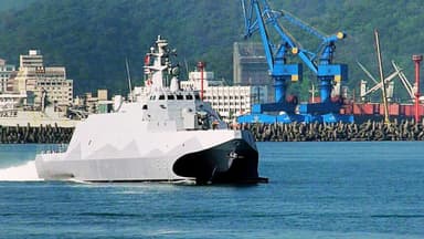 Taiwán incorpora buque guardacostas con capacidad para lanzar misiles