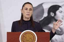 "Fue una decisión de ellos entregarse", confirma Sheinbaum sobre exfuncionarios de Sinaloa en EE. UU.