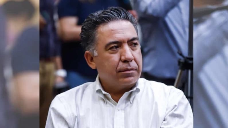 "Narcosenador": Oposición protesta por regreso de senador acusado por EE. UU. de nexos con el narco
