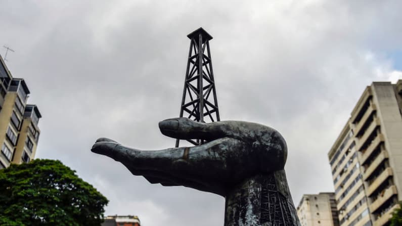 Diputados de Venezuela buscan relanzar las relaciones comerciales y energéticas del país con EE. UU.