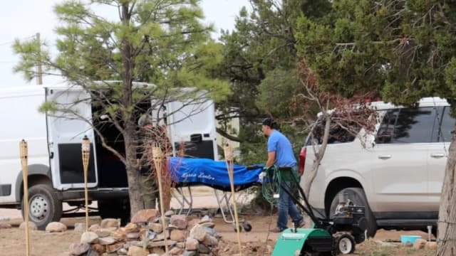 Tres fallecidos en Nuevo México; socorristas descontaminados tras exposición a sustancia desconocida